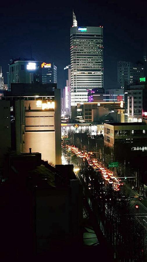 I Am House * Seoul